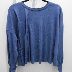 Women's Medium Blue Round Neck Long Sleeve Open Back Pleated Top Size-Small
